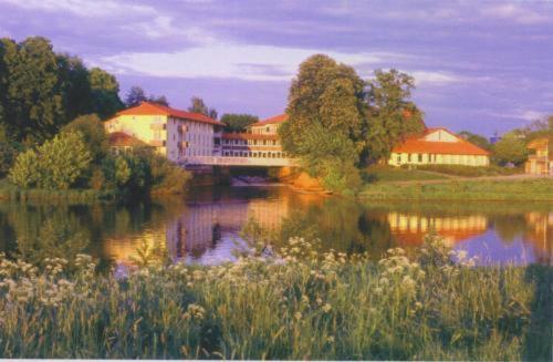 Hotel Weserschlösschen Nienburg  Exterior foto