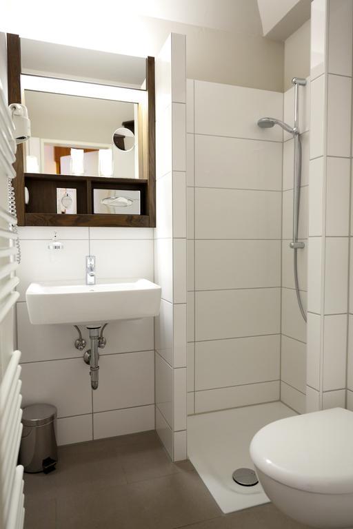Hotel Weserschlösschen Nienburg  Zimmer foto